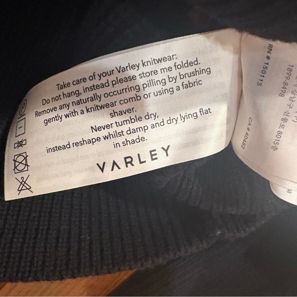 Varley $228 Daines Half-Zip Combination Knit Quilted Pullover Black S P2P 19-21” - Picture 13 of 16